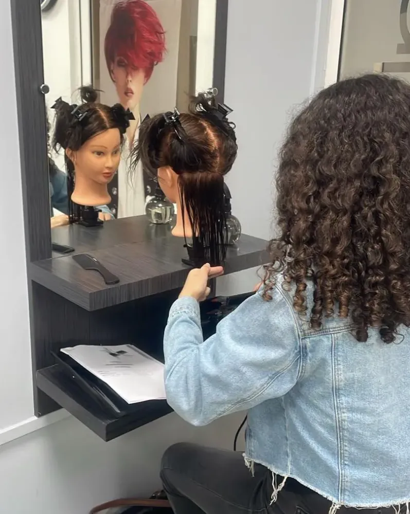 École coiffure près de L’Étang-Salé